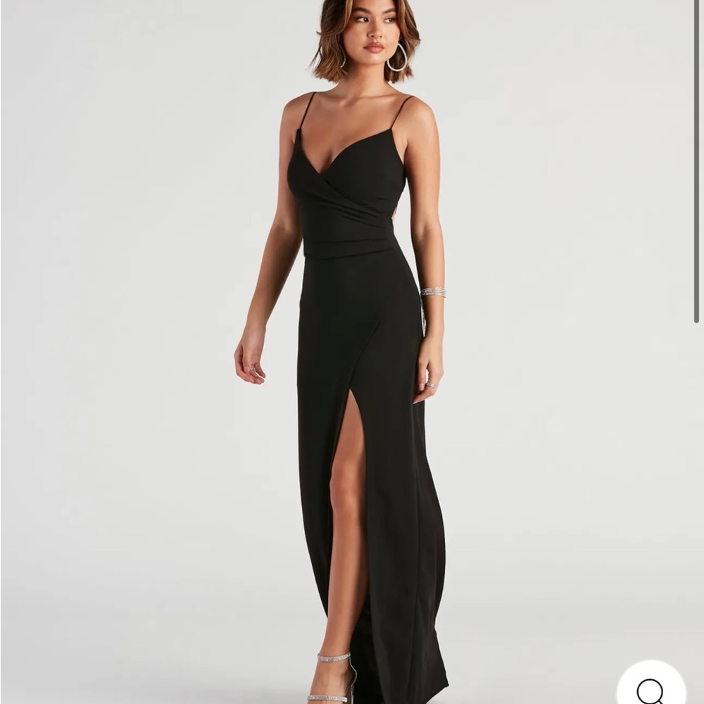 Black Formal Open-back Maxi Dress - XS
